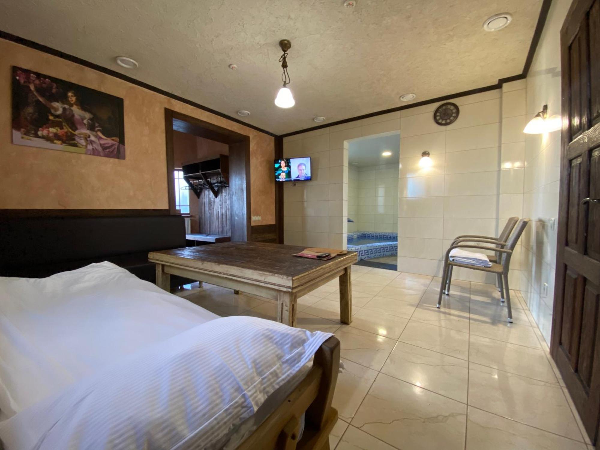 Hotel Ness Krupa Zimmer foto
